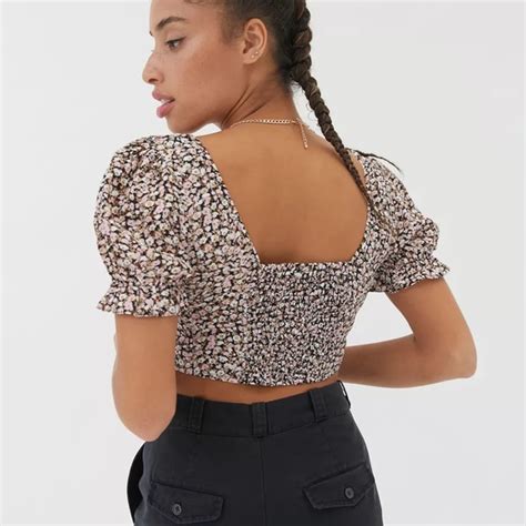 Urban Outfitters Tops New Uo Mia Puff Sleeve Cropped Top Poshmark