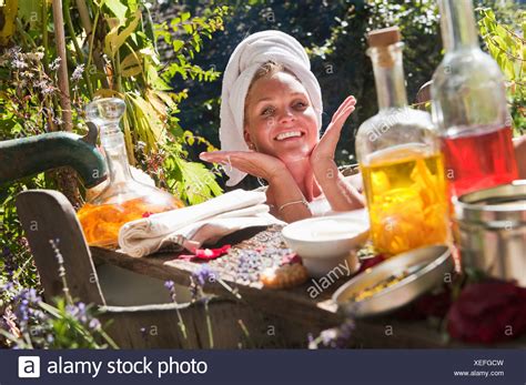 Woman Taking Bath Milk High Resolution Stock Photography And Images Alamy