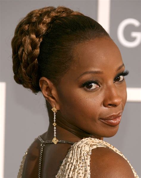 Braided updos are all the rage, but sometimes they can be a bit tricky. 25 Updo Hairstyles for Black Women | Black Updo Hairstyles