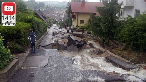 Regen, schneefall, wind, gewitter gefrierender regen. Unwetter wäscht Straße einfach weg - 1414 Leser-Reporter ...