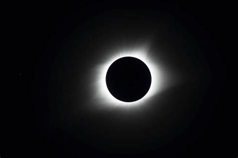 Eclipse Solar Híbrido Abril 2023 Discoverexperience