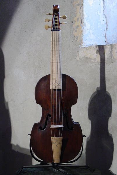 Viola Da Gamba Description History Photos Viol Jose Vazquez Orpheon Consort