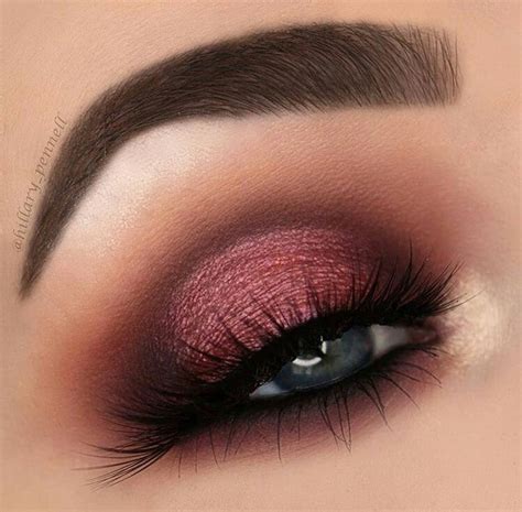 Pin By Lemon Zesst On Eyes Maroon Eye Makeup Maroon Makeup Burgundy