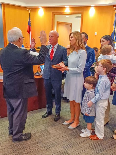 Changing of the guard for Newnan Council | News | times-herald.com