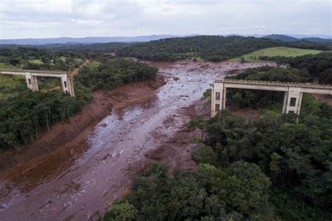 9 dead search for 300 missing after brazil dam collapse breitbart