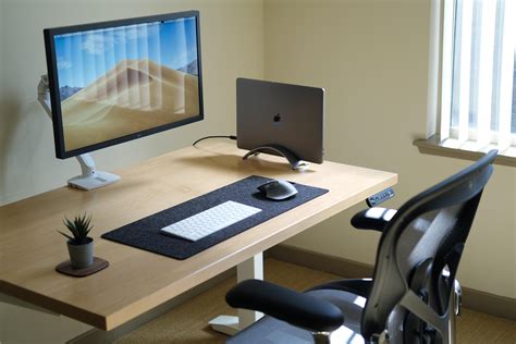 611 Best Home Office Setup Images On Pholder Battlestations Macsetups And Workspaces