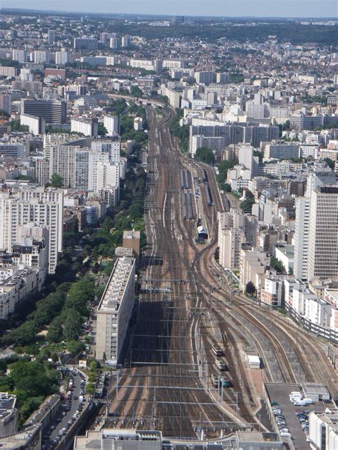 The two star hotel timhotel montparnasse is one of the most ancient hotels in this neighbourhood. Paris Gare Montparnasse