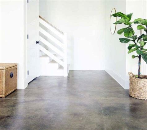 How To Stain Concrete Simple Diy Guide Manmadediy