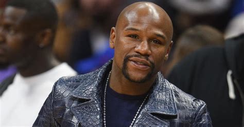 Photo by kevork djansezian/getty images. Floyd Mayweather Is Rumored to Have Gambled Away $50 ...
