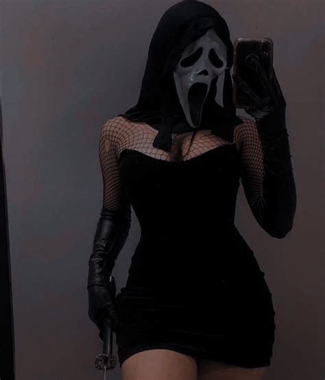 Pin By Mahgol On Mafia In 2022 Badass Halloween Costumes Halloween