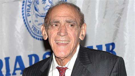 Abe Vigoda Actor Who Played Fish In Tv Series Barney Miller Dies At