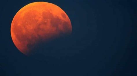 Eclissi Di Luna Tra Poche Ore Sarà Visibile Anche In Italia Il