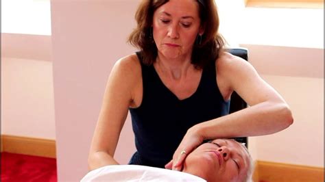 Rejuvenating Facelift Massage Youtube