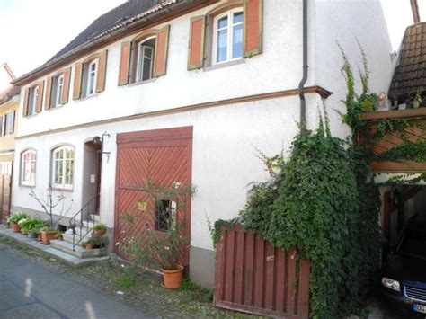 Finden sie die besten immobilien zum mieten in ettenheim. Ettenheim, günstiges renovierungsbedürftiges Haus ...
