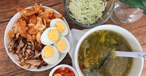 Soto babat betawi adalah salah satu jenis olahan makanan yang terbuat dari berbagai potongan babat serta diberi dengan tambahan berupa sebuah kuah yang kental. 882 resep soto ayam jawa timur enak dan sederhana ala ...