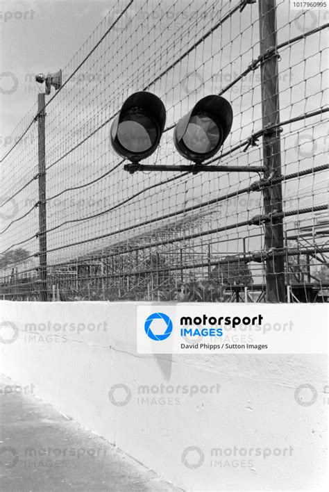 Lights Used To Signal Caution Periods Indy 500 Motorsport Images