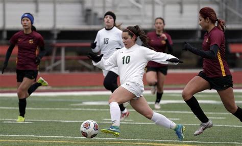 Photos Crystal Lake South Vs Schaumburg Girls Soccer Shaw Local