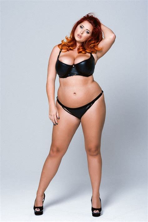 Lucy Collett Sexy And Topless Photos TheFappening