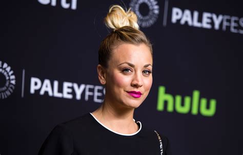 Kaley Cuoco News Big Bang Theory Actress Flashes Her Bare Breast On
