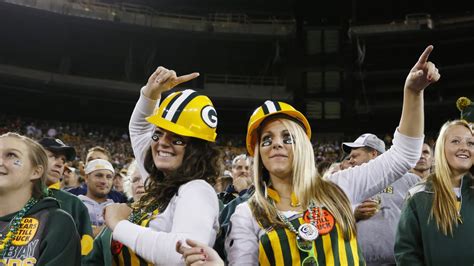 What The Gop Can Learn From The Nfls Outreach To Women