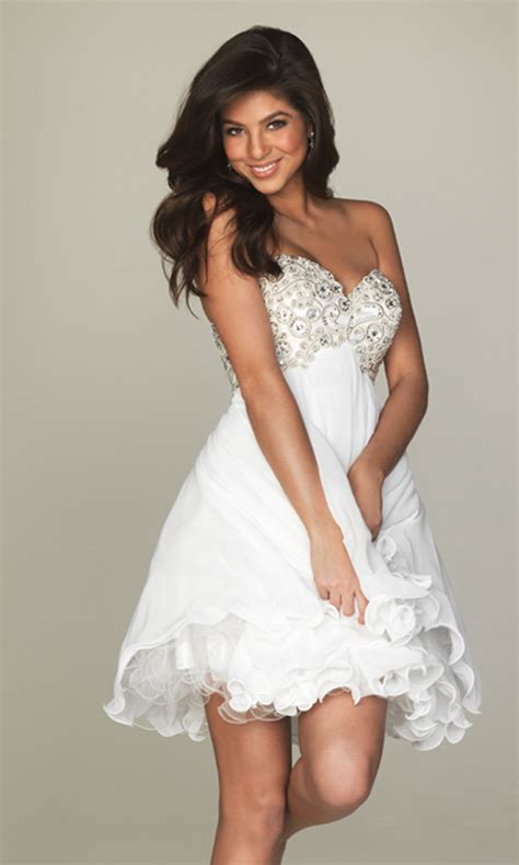 Getting The Right White Party Dresses