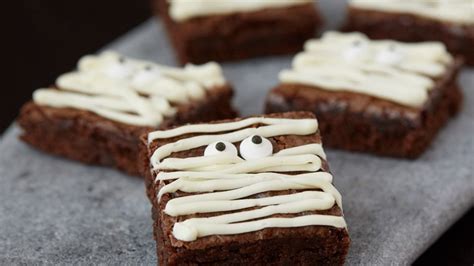 Mummy Brownies Recipe Halloween Brownies Halloween Baking Fun