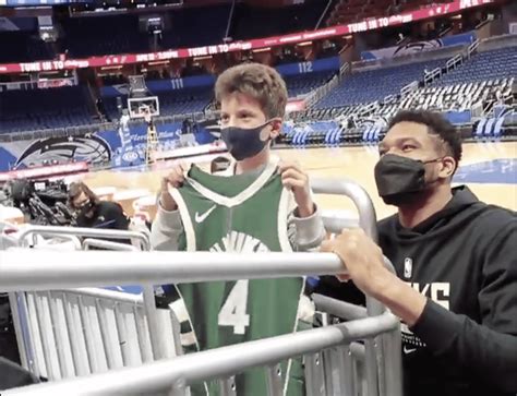 Bucks news: Giannis Antetokounmpo is an absolute delight ...