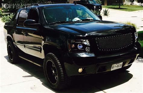 2011 Chevrolet Avalanche With 20x10 25 Mayhem Warrior And 28555r20