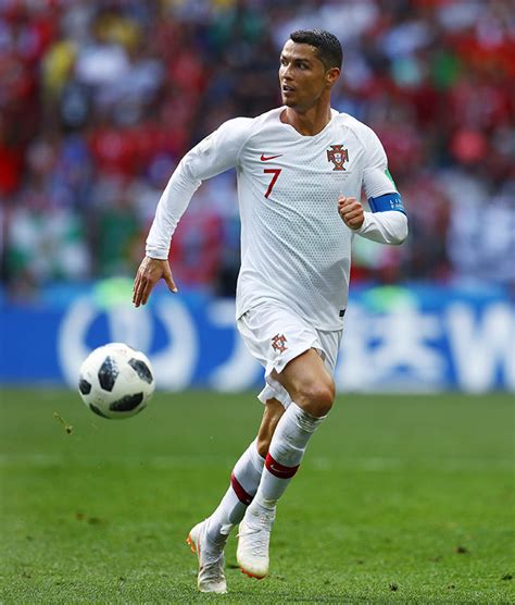 What Cristiano Ronaldos Goatee Long Sleeves At World Cup Means