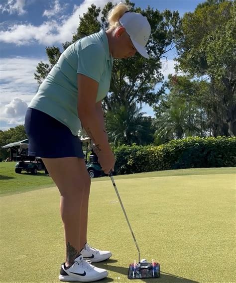Trans Golfer Hailey Davidson Fights To Join Lpga