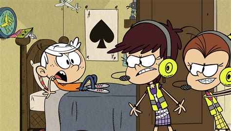 Image S2e03b Luna And Luan Need Lincolns Roompng The Loud House