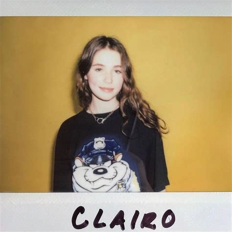 Pin By Erin💝 On Clairo Pretty People Indie Singers Girl