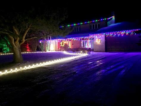 Best Christmas Lights & Decorated Neighborhoods | RE/MAX Capitol Properties