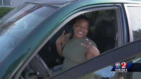 Single Mom Of 5 Receives Car Donated Through Program That Helps Those