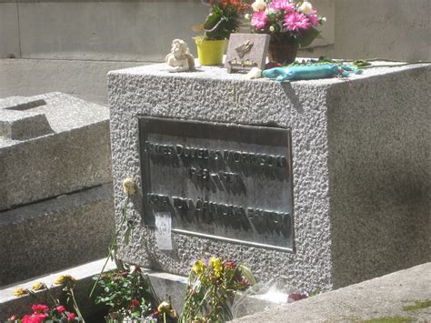 Tombe De Jim Morrison Cimetière Du Père Lachaise Paris Flickr