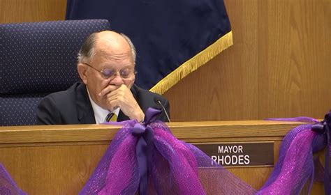 Dank der nahe gelegenen sehenswürdigkeiten wie st. Former longtime mayor of Myrtle Beach, John Rhodes, dies ...