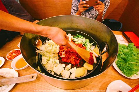 Kita ke restoran korea yang jual makanan. Mr.Dakgalbi, Makanan Korea Sedap & Murah