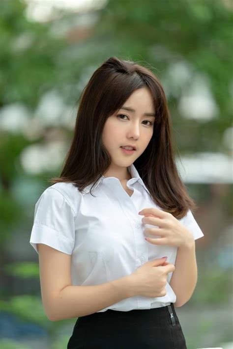 Beautiful Asian Women Prom Dates School Girl Japan University Girl Ideal Beauty