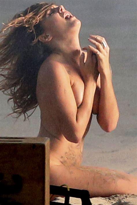 Tove Lo Topless Nude Celebrity Photos