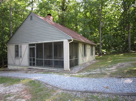 * all distances are measured in straight lines. SPTL0037 | Shot of a two-bedroom cabin at Twin Lakes State ...