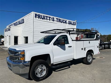 Used Utility Trucks for Sale Near Me Buying Advice | truckstrend.com