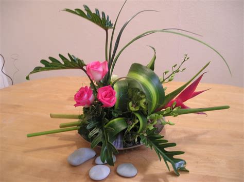 Quest For Contentment Flower Arrangements Ikebana Tropical And