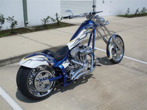 I want one so bad. American IronHorse American IronHorse Texas Chopper - Moto ...