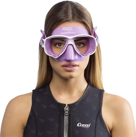 Dive Mask Scuba Girl Diving Gear Scuba Diver Rain Wear Rash Guard Water Sports Snorkeling