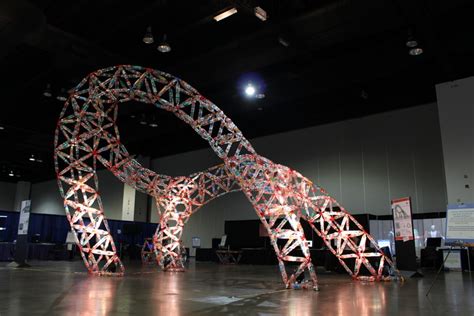 This Sketchup Plugin Designs Structures Made From Plastic Bottles And