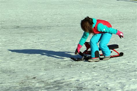 無料画像 雪 冬 子 人間 スノーボード エクストリームスポーツ 移動 余暇 スポーツ用品 ウィンタースポーツ 楽しい