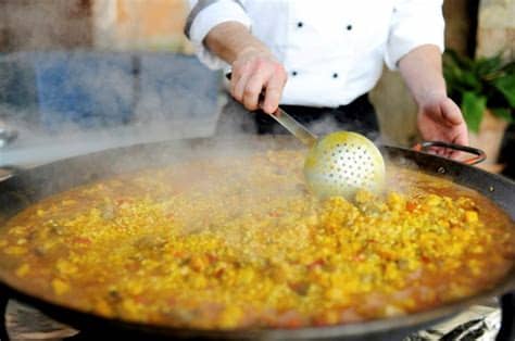 Ver más ideas sobre paella, paella valenciana, paellas receta. Aprende a cocinar una paella con el Colegio Mayor Ausias ...