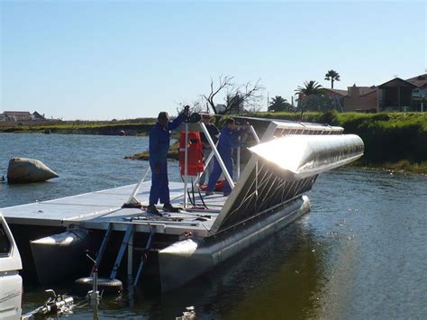 Never Heard Of A Folding Pontoon Boat Wonder What Its Like In Rough