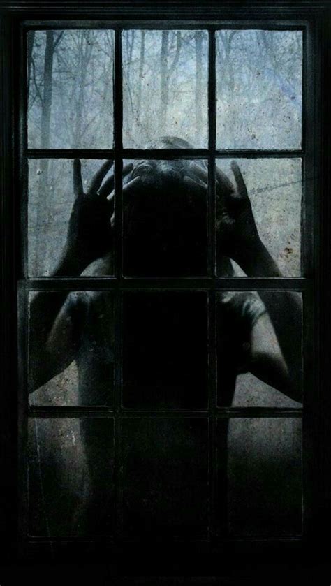 Ombre à La Fenêtre Creepy Photography Horror Photography Halloween