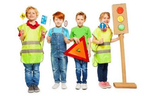 Important Road Safety Rules Your Child Should Follow